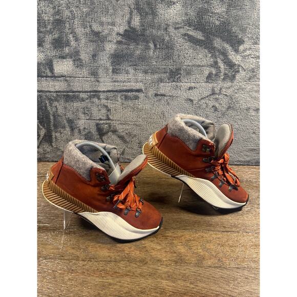Sorel Women's Out 'N About III Conquest Waterproof Boot Warp Red Rust Size 7.5 - Picture 2 of 8
